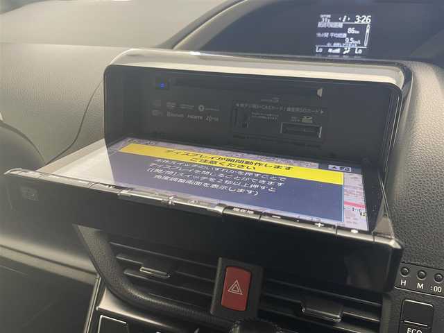 トヨタ ヴォクシー ZS 煌Ⅱ 愛知県 2017(平29)年 6.9万km ホワイトパールクリスタルシャイン アルパイン９型ナビ　フルセグＴＶ　Ｂｌｕｅｔｏｏｔｈ　バックカメラ　アルパイン１０．１型後席モニター　レーダー探知　ドラレコ　ＥＴＣ　衝突軽減　オートハイビーム　ＬＥＤヘッドライト　スマートキー　禁煙