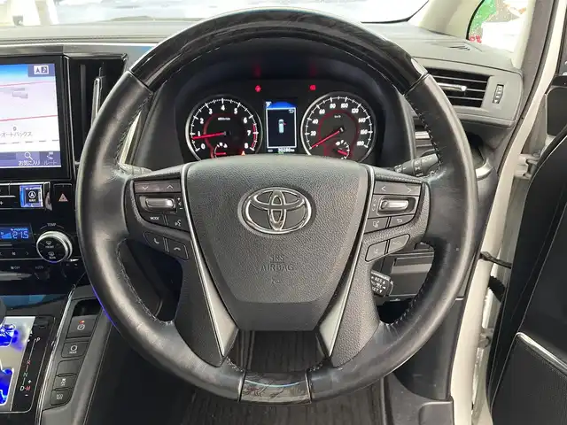 トヨタ アルファード S Cパッケージ 滋賀県 2019(令1)年 3万km ホワイトパールクリスタルシャイン 禁煙車/社外１１型ナビ（Ｂｌｕｅｔｏｏｔｈ／ＳＤ／ＤＶＤ／フルセグ）/ステアリングヒーター/レーダークルコン/衝突軽減ブレーキ/レーンキープアシスト/シートヒーター/シートクーラー/シートメモリー/前後ドラレコ/モデリスタエアロ/電子パーキング/ブレーキホールド/両側パワスラ