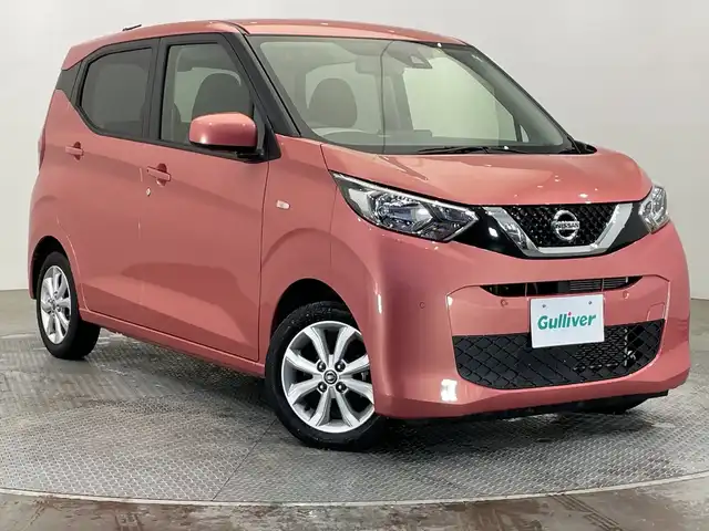 日産 デイズ X 栃木県 2020(令2)年 2.6万km ブロッサムピンク 社外ナビ/（CD/AUX）/バックカメラ/オートライト/横滑り防止装置/スマートキー/プッシュスタート/アイドリングストップ/電動格納ミラー/純正アルミホイール/社外フロアマット/ヘッドライトレベライザー/カーテンエアバック/衝突被害軽減システム