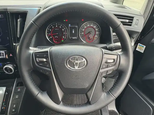 トヨタ ヴェルファイア Z Aエディション 滋賀県 2019(平31)年 3.7万km ブラック アルパインメモリーナビ（EX11）/【FM/BT/CD/DVD/フルセグTV】/アルパインフリップダウンモニター/トヨタセーフティセンス/・プリクラッシュセーフティ/・レーダークルーズコントロール/・オートマチックハイビーム/両側パワースライドドア/2眼LEDヘッドランプ/革巻きステアリングホイール/プッシュスタートボタン/オットマン/横滑り防止装置