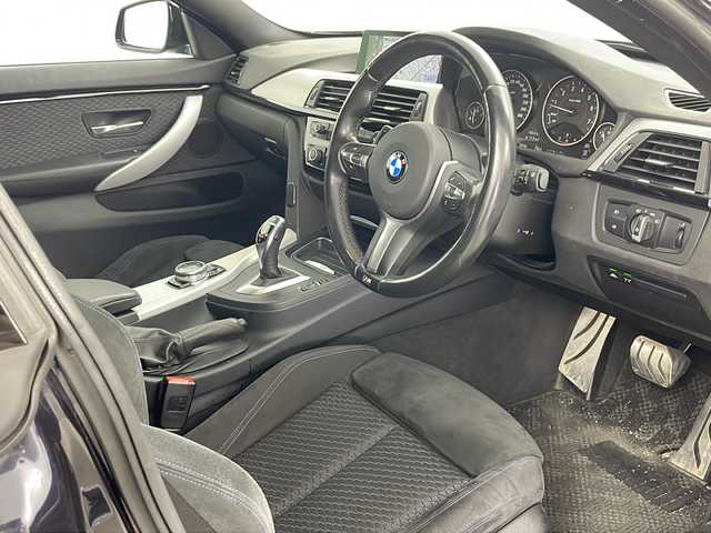 ＢＭＷ ４２０ｉ xDrive グランクーペ Mスポーツ 道央・札幌 2014(平26)年 6万km カーボンブラックM ・4WD/・純正ナビ（TV＆CD＆DVD＆BT）/・バックカメラ/・クルーズコントロール/・レーンキープアシスト/・アイドリングストップ/・横滑り防止/・ステアリングスイッチ/・パドルシフト/・パワーシート/・スマートキー/・スペアキー