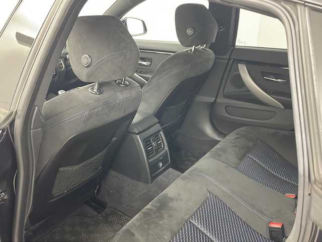 ＢＭＷ ４２０ｉ xDrive グランクーペ Mスポーツ 道央・札幌 2014(平26)年 6万km カーボンブラックM ・4WD/・純正ナビ（TV＆CD＆DVD＆BT）/・バックカメラ/・クルーズコントロール/・レーンキープアシスト/・アイドリングストップ/・横滑り防止/・ステアリングスイッチ/・パドルシフト/・パワーシート/・スマートキー/・スペアキー