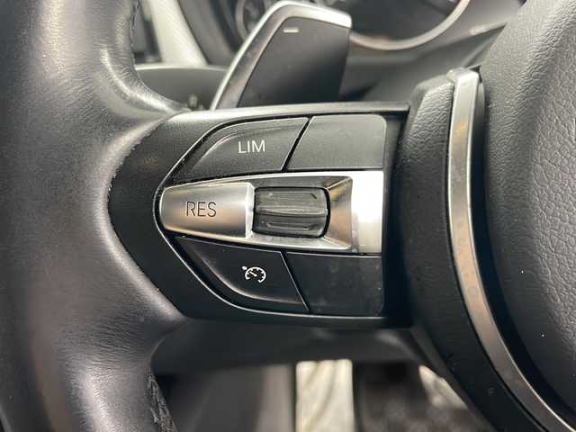 ＢＭＷ ４２０ｉ xDrive グランクーペ Mスポーツ 道央・札幌 2014(平26)年 6万km カーボンブラックM ・4WD/・純正ナビ（TV＆CD＆DVD＆BT）/・バックカメラ/・クルーズコントロール/・レーンキープアシスト/・アイドリングストップ/・横滑り防止/・ステアリングスイッチ/・パドルシフト/・パワーシート/・スマートキー/・スペアキー