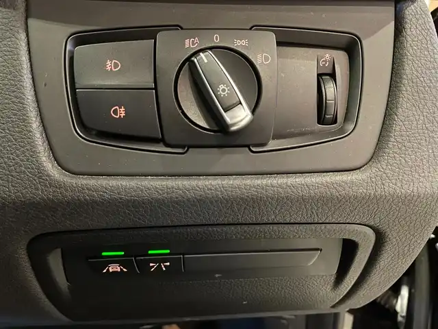 ＢＭＷ ４２０ｉ xDrive グランクーペ Mスポーツ 道央・札幌 2014(平26)年 6万km カーボンブラックM ・4WD/・純正ナビ（フルセグTV＆CD＆DVD＆BT）/・バックカメラ/・クルーズコントロール/・レーンキープアシスト/・アイドリングストップ/・横滑り防止/・ステアリングスイッチ/・パドルシフト/・電動シート/・ETC/・スマートキー/・スペアキー