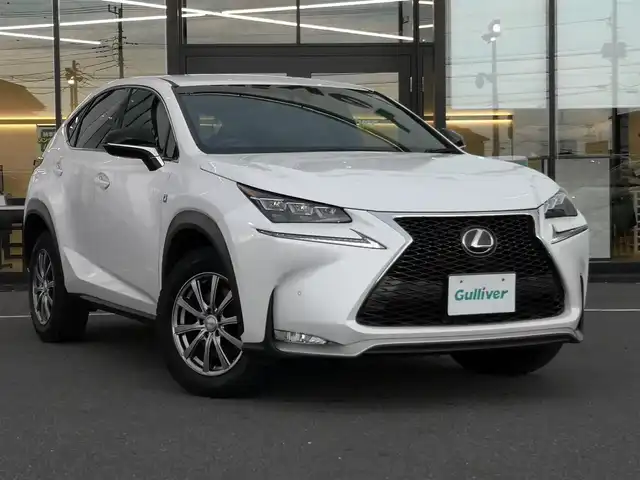 レクサス ＮＸ 200t Fスポーツ 茨城県 2015(平27)年 13.3万km ソニッククォーツ 純正ナビ/【ラジオ・DISC・SD・USB・BT・VTR・AUX・TV】/シートヒーター/エアシート/パワーシート/シートメモリ/ステアリングヒーター/パドルシフト/レーダークルコン/ETC/Bカメラ/左サイドカメラ/前後コーナーセンサー/アイドリングストップ/ブレーキホールド/純正フロアマット/社外アルミホイール