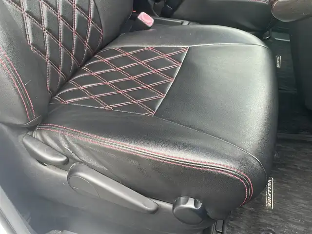 トヨタ ヴェルファイア 2．4Z 神奈川県 2012(平24)年 8.3万km ホワイトパールクリスタルシャイン アルパイン　ビックX９インチ/メモリーナビ/CD/DVD/SD/BT/フルセグ/アルパインフリップダウンモニター/前方ドラレコ/バックカメラ/両側パワーパワースライドドア/バックドアイージークロージャー/ローダウン/社外アルミ　AME２０インチ/社外テール/社外マフラー(rosso modello)/社外セキュリティ（Gｒｇo-ZV）/HIDヘッドライト/社外LEDフォグ/社外カーテシイルミ/社外ダッシュマット/社外USB充電ポート×２/社外シートカバー(clazzio)/7人乗り/オットマンシート/シフトゲートイルミ/コーナーセンサー/ウッドコンビハンドル/オートライト/ナノイーエアコン/リアフィルム/ドアバイザー/スマートキー×２/新車時保証書/取扱説明書/ナビ取扱説明書/セキュリティ取扱説明書/ドラレコ取扱説明書