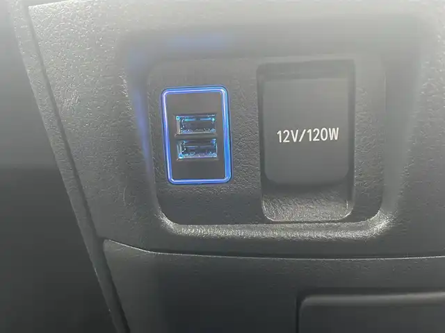 トヨタ ヴェルファイア 2．4Z 神奈川県 2012(平24)年 8.3万km ホワイトパールクリスタルシャイン アルパイン　ビックX９インチ/メモリーナビ/CD/DVD/SD/BT/フルセグ/アルパインフリップダウンモニター/前方ドラレコ/バックカメラ/両側パワーパワースライドドア/バックドアイージークロージャー/ローダウン/社外アルミ　AME２０インチ/社外テール/社外マフラー(rosso modello)/社外セキュリティ（Gｒｇo-ZV）/HIDヘッドライト/社外LEDフォグ/社外カーテシイルミ/社外ダッシュマット/社外USB充電ポート×２/社外シートカバー(clazzio)/7人乗り/オットマンシート/シフトゲートイルミ/コーナーセンサー/ウッドコンビハンドル/オートライト/ナノイーエアコン/リアフィルム/ドアバイザー/スマートキー×２/新車時保証書/取扱説明書/ナビ取扱説明書/セキュリティ取扱説明書/ドラレコ取扱説明書