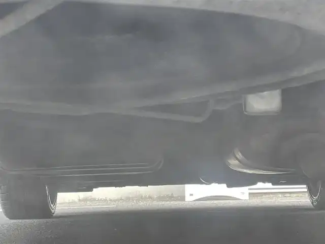 トヨタ ヴェルファイア 2．4Z 佐賀県 2012(平24)年 8.3万km ホワイトパールクリスタルシャイン (株)IDOMが運営する【じしゃロン佐賀店】の自社ローン対象車両になります。こちらは現金ご利用時の価格です。自社ローンご希望の方は別途その旨お申付け下さい。/アルパイン　ビックX９インチ/メモリーナビ/CD/DVD/SD/BT/フルセグ/アルパインフリップダウンモニター/前方ドラレコ/バックカメラ/両側パワーパワースライドドア/バックドアイージークロージャー/ローダウン/社外アルミ　AME２０インチ/社外テール/社外マフラー(rosso modello)/HIDヘッドライト/社外LEDフォグ/社外カーテシイルミ/社外ダッシュマット/社外USB充電ポート×２/社外シートカバー(clazzio)/7人乗り/オットマンシート/シフトゲートイルミ/コーナーセンサー/ウッドコンビハンドル/オートライト/ナノイーエアコン/リアフィルム/ドアバイザー/スマートキー×２/新車時保証書/取扱説明書/ナビ取扱説明書/ドラレコ取扱説明書