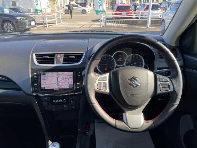 スズキ スイフト スポーツ 石川県 2016(平28)年 4.5万km グレー 純正ナビ　フルセグＴＶ　ＨＩＤヘッドライト　スマートキー　ドライブレコーダー　ＥＴＣ　プッシュスタート　スタッドレス積み込み　アルミホイール