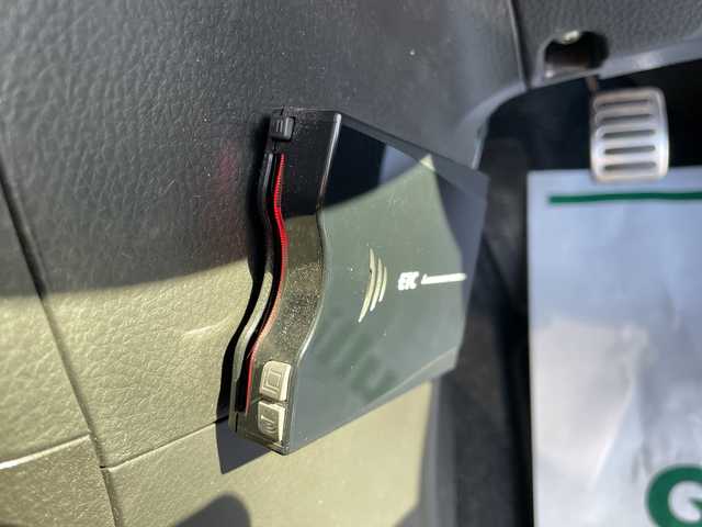 スズキ スイフト スポーツ 石川県 2016(平28)年 4.5万km グレー 純正ナビ　フルセグＴＶ　ＨＩＤヘッドライト　スマートキー　ドライブレコーダー　ＥＴＣ　プッシュスタート　スタッドレス積み込み　アルミホイール