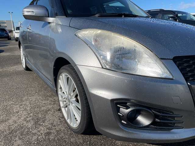 スズキ スイフト スポーツ 石川県 2016(平28)年 4.5万km グレー 純正ナビ　フルセグＴＶ　ＨＩＤヘッドライト　スマートキー　ドライブレコーダー　ＥＴＣ　プッシュスタート　スタッドレス積み込み　アルミホイール