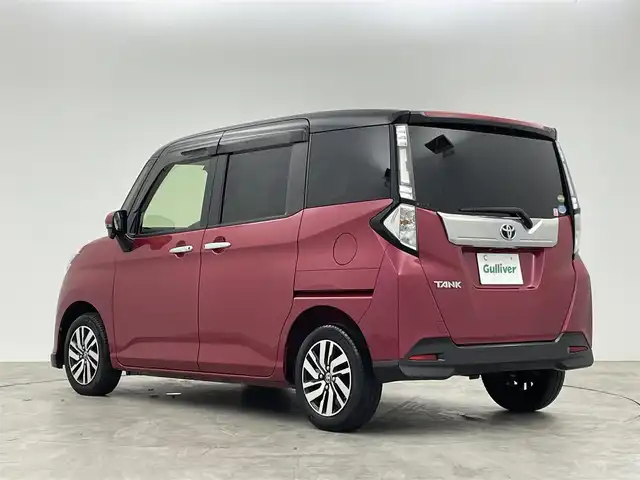 トヨタ タンク カスタムG 群馬県 2017(平29)年 5.6万km ブラックマイカ/マゼンダベリーメタリック 禁煙車　両側パワスラ　純正ナビ　BT　フルセグ　バックカメラ　クルコン　ビルトインETC　アイドリングストップ　横滑り防止装置　ステアリングスイッチ　オートライト　プッシュスタート　スマートキー