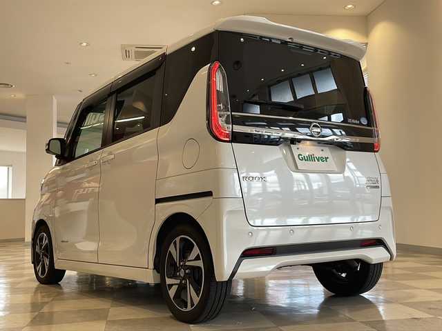 日産 ルークス HWS Gターボ プロパイロットED 福井県 2020(令2)年 5.4万km ホワイトパール 純正9インチメモリーナビ/フルセグTV/BT/CD/DVD/SD/アラウンドビューモニター/プロパイロット/インテリジェント エマージェンシーブレーキ/インテリジェント オートライトシステム/フロント&バックソナー/車線逸脱防止支援システム/車線逸脱警報/ふらつき警報/標識検知機能/先行車発進お知らせ/ETC2.0/純正ドライブレコーダー/オートブレーキホールド/LEDヘッドライト/ハンズフリー両側パワースライドドア/純正15インチアルミホイール/純正フロアマット