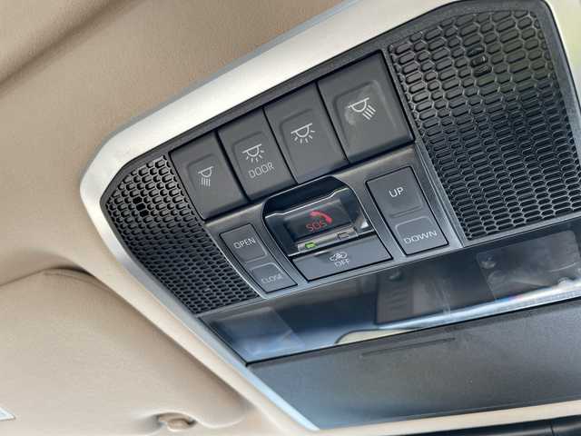 トヨタ ランドクルーザー ZX 石川県 2023(令5)年 2.1万km ブラック ワンオーナー　純正ディスプレイオーディオ　フルセグ　パノラマモニター　ＬＥＤヘッドライト　革シート　サンルーフ　パワーバックドア　ＢＳＭ　ＥＴＣ２．０　セーフティセンス　レーダークルーズ