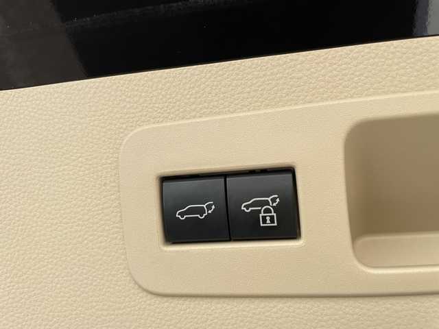 トヨタ ランドクルーザー ZX 石川県 2023(令5)年 2.1万km ブラック ワンオーナー　純正ディスプレイオーディオ　フルセグ　パノラマモニター　ＬＥＤヘッドライト　革シート　サンルーフ　パワーバックドア　ＢＳＭ　ＥＴＣ２．０　セーフティセンス　レーダークルーズ