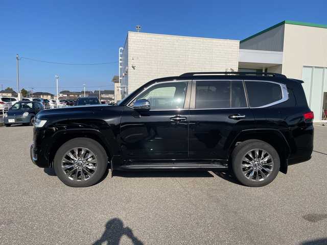 トヨタ ランドクルーザー ZX 石川県 2023(令5)年 2.1万km ブラック ワンオーナー　純正ディスプレイオーディオ　フルセグ　パノラマモニター　ＬＥＤヘッドライト　革シート　サンルーフ　パワーバックドア　ＢＳＭ　ＥＴＣ２．０　セーフティセンス　レーダークルーズ