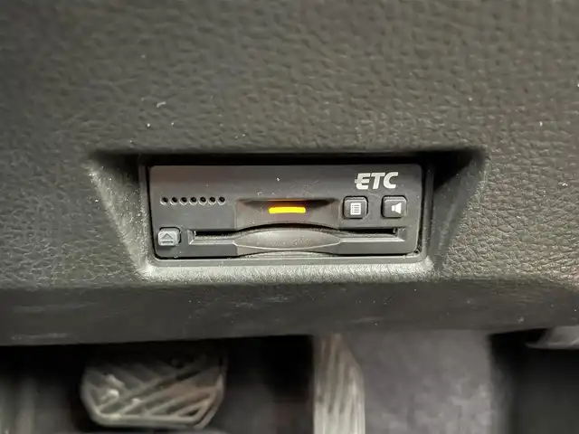 スズキ スイフト XG 群馬県 2011(平23)年 5.9万km スーパーブラックパール プッシュスタート/スマートキー/ビルトインETC/純正CDラジオデッキ/社外15インチアルミホイール/ドアバイザー/ヘッドライトレベライザー/横滑り防止装置/保証書/スペアキー1本