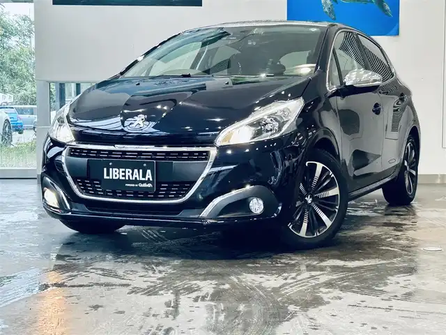 プジョー ２０８ アリュール シエロプラス 大阪府 2017(平29)年 3.7万km 青 250台限定車/ガラスルーフ/ナビ/TV/クリアランスソナー/USB/Bluetooth/クルコン/ETC/ドラレコ/純正16インチAW/applecarplay/リモコンキー