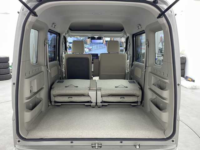 スズキ エブリィ ワゴン PZターボ 千葉県 2024(令6)年 0.4万km モスグレーメタリック ・社外９インチフローティングナビ/・CD/DVD/BT/SD/フルセグTV/・バックカメラ/・デュアルカメラブレーキサポート/・後退時ブレーキサポート/・誤発信発進抑制機能/・ふらつき警報/・先行車発進お知らせ機能/・コーナーセンサー/・車線逸脱警報システム/・横滑り防止装置/・アイドリングストップ/・オートマチックハイビーム/・片側パワースライドドア/・ステアリングリモコン/・純正フロアマット/・ヘッドライトレベライザー/・電動格納ミラー/・LEDオートライト/・フォグランプ/・ETC/・ルームミラー一体型前後ドライブレコーダー/・スマートキー/・プッシュスタート