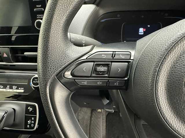 トヨタ アクア X 兵庫県 2023(令5)年 3.9万km クリアベージュメタリック 純正コネクトナビ(USB/Bluetooth)/バックカメラ/追従型クルーズコントロール/LEDヘッドライト/オートライト/オートマチックハイビーム/ビルトインETC/レーンキープアシスト/スマートキー/ヘッドライトレベライザー/プッシュスタート