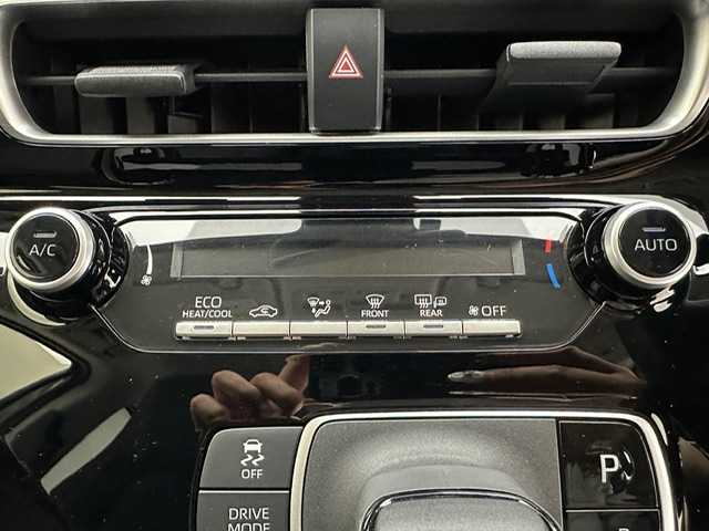 トヨタ アクア X 兵庫県 2023(令5)年 3.9万km クリアベージュメタリック 純正コネクトナビ(USB/Bluetooth)/バックカメラ/追従型クルーズコントロール/LEDヘッドライト/オートライト/オートマチックハイビーム/ビルトインETC/レーンキープアシスト/スマートキー/ヘッドライトレベライザー/プッシュスタート