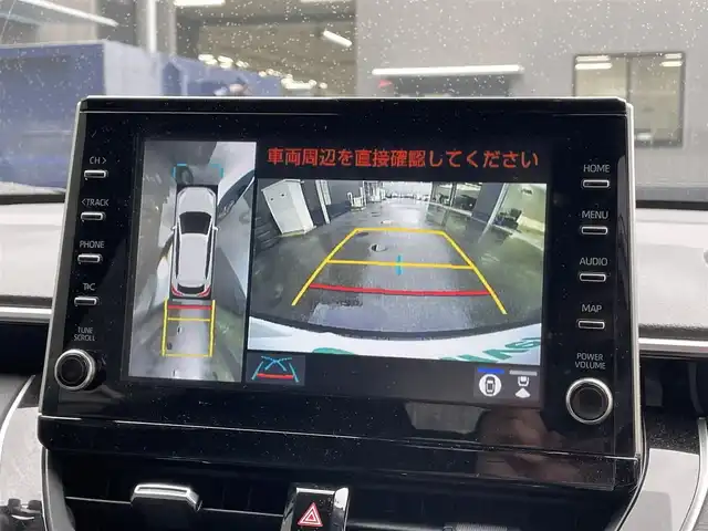 トヨタ カローラ クロス Z 滋賀県 2022(令4)年 5万km プラチナホワイトパールマイカ 純正9インチディスプレイオーディオ/・Bluetooth・USB・Miracast/全方位カメラ/ビルトインETC/前後ドライブレコーダー/前後コーナーセンサー/Dパワーシート/D/Nシートヒーター/衝突被害軽減ブレーキ/追従レーダークルーズコントロール/レーンキープアシスト/ハーフレザーシート/LEDヘッドライト/オートライト/オートハイビーム/電動リアゲート/純正フロアマット/純正18インチAW/盗難防止システム/横滑り防止/ビルトインETC/スマートキー