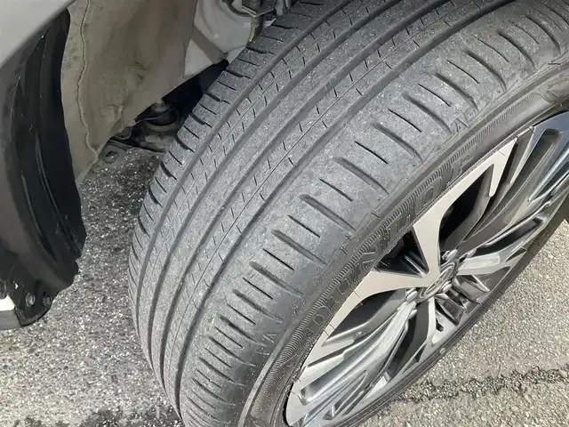 トヨタ ヤリスクロス ハイブリッド Z アドベンチャー 滋賀県 2023(令5)年 2.7万km ブラックマイカ/プラチナホワイトパールマイカ ワンオーナー/トヨタセーフティセンス/レーダークルーズコントロール/純正8インチディスプレイオーディオ/Bluetooth、フルセグテレビ/バックカメラ/ビルトインETC/ハーフレザーシート/前席シートヒーター/運転席パワーシート/ステアリングヒーター/パワーバックドア/純正LEDヘッドライト/純正18インチアルミホイール/スペアキー有り/取扱説明書/保証書