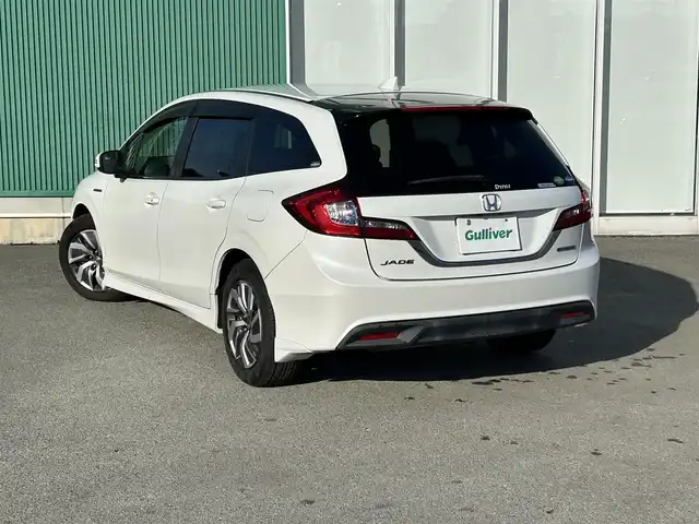 ホンダ ジェイド ハイブリッド 福岡県 2015(平27)年 9.1万km ホワイトオーキッドパール パワーステアリング/パワーウィンドウ/クルーズコントロール/バックカメラ/LEDライト/ビルトインETC/横滑り防止機能