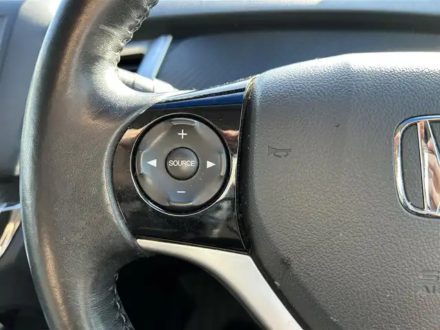 ホンダ ジェイド ハイブリッド 福岡県 2015(平27)年 9.1万km ホワイトオーキッドパール パワーステアリング/パワーウィンドウ/クルーズコントロール/バックカメラ/LEDライト/ビルトインETC/横滑り防止機能