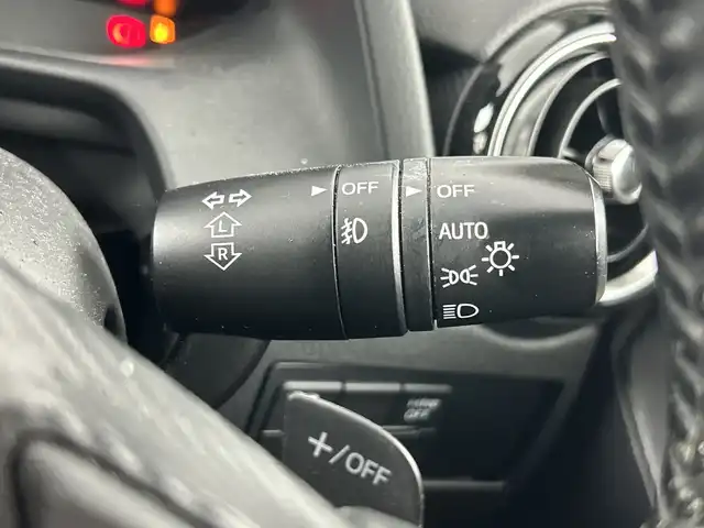 マツダ デミオ XD ツーリング Lパッケージ 愛知県 2015(平27)年 6.7万km ジェットブラックマイカ 禁煙車/ディーゼル/ターボ/純正７インチナビ/（CD/DVD/フルセグTV/Bluetooth/USB)/シティブレーキアクティブシステム/ヘッドアップディスプレイ/クルーズコントロール/ETC/レザーシート/LEDヘッドライト/純正16インチアルミホイール/スマートキー/スペアキー有/プッシュスタート/アイドリングストップ/横滑り防止装置