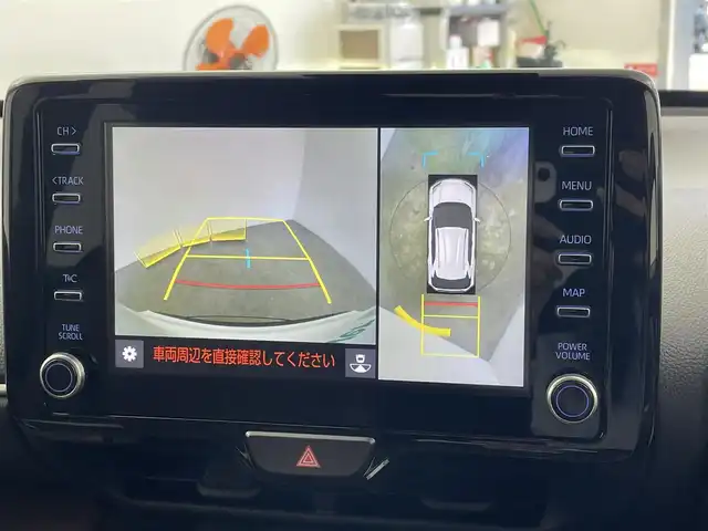 トヨタ ヤリスクロス ハイブリッド Z 千葉県 2021(令3)年 1.6万km ホワイトパールクリスタルシャイン セーフティセンス（衝突回避支援パッケージ）/・プリクラッシュセーフティ/・レーンディパーチャーアラート/・オートマチックハイビーム/・ドライバー異常時対応システム/・発進遅れ告知機能/・レーントレーシングアシスト/・レーダークルーズコントロール/・ロードサインアシスト/ブラインドスポットモニター/・安心降車アシスト/・パーキングサポートブレーキ/（前後方静止物／後方接近車両）/純正8インチディスプレイオーディオ/・Bluetooth/・メモリーナビ/・Miracast/・パノラミックビューモニター/パワーバックドア/スマートキー/パワーシート/シートヒーター/LEDヘッドライト/ステアリングヒーター/ビルトインETC2.0