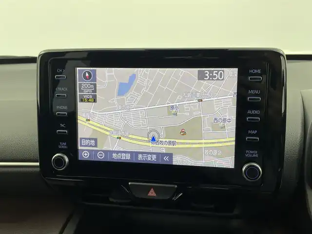 トヨタ ヤリスクロス ハイブリッド Z 千葉県 2021(令3)年 1.6万km ホワイトパールクリスタルシャイン セーフティセンス（衝突回避支援パッケージ）/・プリクラッシュセーフティ/・レーンディパーチャーアラート/・オートマチックハイビーム/・ドライバー異常時対応システム/・発進遅れ告知機能/・レーントレーシングアシスト/・レーダークルーズコントロール/・ロードサインアシスト/ブラインドスポットモニター/・安心降車アシスト/・パーキングサポートブレーキ/（前後方静止物／後方接近車両）/純正8インチディスプレイオーディオ/・Bluetooth/・メモリーナビ/・Miracast/・パノラミックビューモニター/パワーバックドア/スマートキー/パワーシート/シートヒーター/LEDヘッドライト/ステアリングヒーター/ビルトインETC2.0