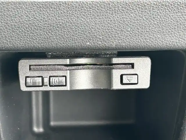 ダイハツ ムーヴ キャンバス X LTD メイクアップ SA Ⅲ 栃木県 2019(令1)年 3.2万km パールホワイトⅢ/スムースグレーマイカメタリック 2トーン スマートアシストIII/・衝突警報機能/・衝突回避支援ブレーキ機能/・車線逸脱警報機能/・誤発進抑制制御機能/・オートハイビーム/・先行車発進お知らせ機能/社外ナビ/・フルセグTV/・CD/DVD/BT/・iPod/USB/SD/・FM/AM/全方位モニター/ETC/ドライブレコーダー/両側電動スライドドア/スマートキー/プッシュスタート/アイドリングストップ/フォグランプ/オートライト/ヘッドライトレベライザー/ステアリングスイッチ/純正フロアマット/ドアバイザー/横滑り防止システム/電動格納ミラー