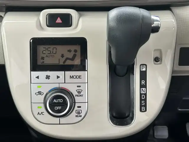 ダイハツ ムーヴ キャンバス X LTD メイクアップ SA Ⅲ 栃木県 2019(令1)年 3.2万km パールホワイトⅢ/スムースグレーマイカメタリック 2トーン スマートアシストIII/・衝突警報機能/・衝突回避支援ブレーキ機能/・車線逸脱警報機能/・誤発進抑制制御機能/・オートハイビーム/・先行車発進お知らせ機能/社外ナビ/・フルセグTV/・CD/DVD/BT/・iPod/USB/SD/・FM/AM/全方位モニター/ETC/ドライブレコーダー/両側電動スライドドア/スマートキー/プッシュスタート/アイドリングストップ/フォグランプ/オートライト/ヘッドライトレベライザー/ステアリングスイッチ/純正フロアマット/ドアバイザー/横滑り防止システム/電動格納ミラー