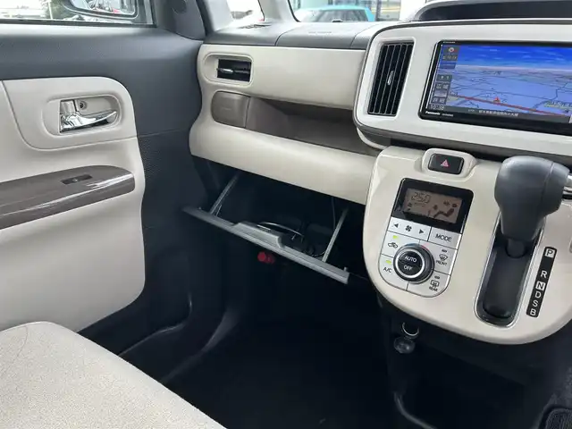 ダイハツ ムーヴ キャンバス X LTD メイクアップ SA Ⅲ 栃木県 2019(令1)年 3.2万km パールホワイトⅢ/スムースグレーマイカメタリック 2トーン スマートアシストIII/・衝突警報機能/・衝突回避支援ブレーキ機能/・車線逸脱警報機能/・誤発進抑制制御機能/・オートハイビーム/・先行車発進お知らせ機能/社外ナビ/・フルセグTV/・CD/DVD/BT/・iPod/USB/SD/・FM/AM/全方位モニター/ETC/ドライブレコーダー/両側電動スライドドア/スマートキー/プッシュスタート/アイドリングストップ/フォグランプ/オートライト/ヘッドライトレベライザー/ステアリングスイッチ/純正フロアマット/ドアバイザー/横滑り防止システム/電動格納ミラー