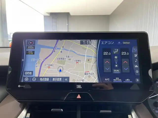 トヨタ ハリアー Z レザーパッケージ 鹿児島県 2020(令2)年 2.7万km プレシャスブラックパール 純正12.3インチディスプレイオーディオ（ナビ機能付き）/フルセグTV/BT/AppleCarPlay/AndroidAuto/パノラミックビューモニター/JBLプレミアムサウンドシステム/本革シート/前席シートベンチレーション&シートヒーター/前席パワーシート/運転席シートメモリ/ヘッドアップディスプレイ/トヨタセーフティセンス/全車速追従機能付クルーズコントロール/電動パーキングブレーキ/オートブレーキホールド/純正LEDヘッドライト/純正19インチアルミホイール/純正フロアマット