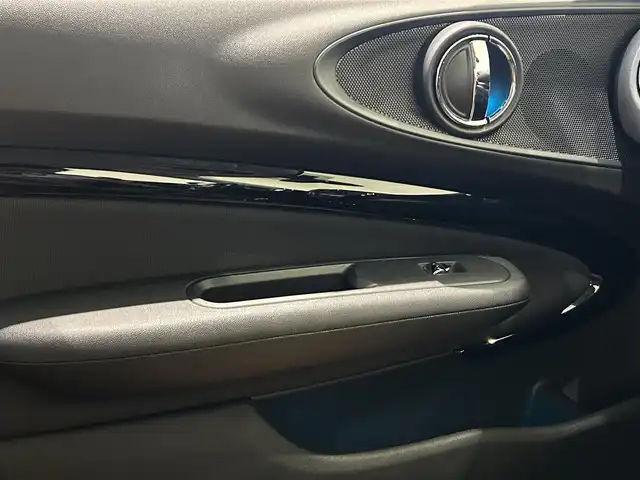 ＭＩＮＩ ＢＭＷ ミニ クラブマン クーパーD 福岡県 2020(令2)年 3.6万km MINI Yoursエニグマティックブラック 純正ナビ　/バックカメラ　/ＡＣＣ　/ＢｌｕｅＴｏｏｔｈ　/ＣＡＢＡＮＡシートカバー　/ペッパーＰＫＧ　/前後クリアランスソナー　/コンフォートアクセス　/ＬＥＤライト　/純正１７ｉｎｃｈＡＷ　/ＥＴＣ２．０