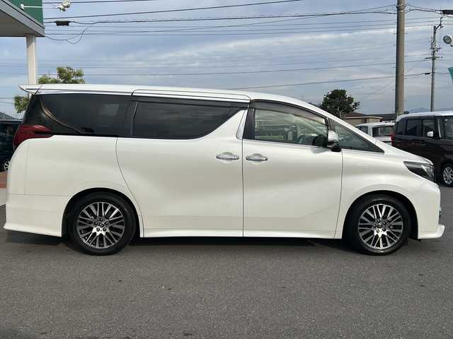 トヨタ アルファード S Cパッケージ 香川県 2017(平29)年 7.4万km ホワイトパールクリスタルシャイン メーカーオプションナビ/フルセグTV/サンルーフ/レザーシート /両側パワースライドドア/フリップダウンモニター/JBLサウンド/パワーバックドア/LEDヘッドライト/レーダークルーズ
