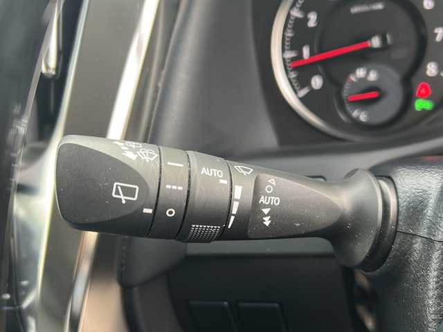 トヨタ アルファード S Cパッケージ 香川県 2017(平29)年 7.4万km ホワイトパールクリスタルシャイン メーカーオプションナビ/フルセグTV/サンルーフ/レザーシート /両側パワースライドドア/フリップダウンモニター/JBLサウンド/パワーバックドア/LEDヘッドライト/レーダークルーズ