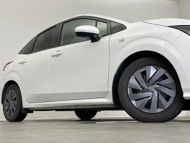 日産 ノート S 新潟県 2021(令3)年 2.4万km ピュアホワイトパール 禁煙車/社外メモリナビ/（BT/FM/AM/フルセグTV)/バックカメラ/ステアリングスイッチ/前後コーナーセンサー/AUTO HOLD/取扱説明書/保証書/整備記録簿