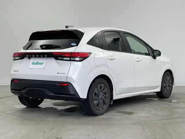 日産 ノート S 新潟県 2021(令3)年 2.4万km ピュアホワイトパール 禁煙車/社外メモリナビ/（BT/FM/AM/フルセグTV)/バックカメラ/ステアリングスイッチ/前後コーナーセンサー/AUTO HOLD/取扱説明書/保証書/整備記録簿