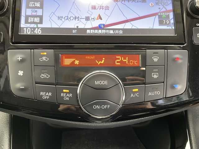 日産 セレナ 長野県 2015(平27)年 4.5万km ブリリアントシルバー 4WD/純正SDナビ/（SD/FM/AM/TV/CD/DVD/Bluetooth）/Wエアバッグ/衝突軽減ブレーキ/ABS/横滑り防止装置/前後コーナーセンサー/アラウンドビューモニター/プッシュスタート/アイドリングストップ/スマートキー/WACエアコン/クルコン/前方ドラレコ/オートライト/LEDヘッドライト/フォグランプ/ドアバイザー/純正フリップダウンモニター/純正デジタルインナーミラー/社外ETC/純正15インチアルミ/社外15インチアルミ付きスタッドレス4本車載