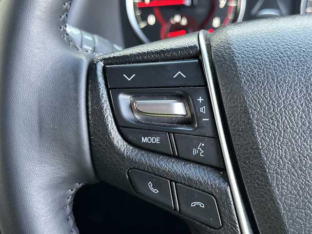 トヨタ ヴェルファイア Z 東京都 2019(令1)年 2.5万km パール ナビゲーション　/フルセグテレビ　/CD&DVD　/ブルートゥース　/USB接続　/バックカメラ　/ETC　/両側パワースライドドア　/衝突軽減ブレーキ　/車線逸脱警報　/アダプティブクルーズ/ブラインドスポットモニタ　/ドライブレコーダー　/保証書/取扱説明書/整備手帳/スマートキーX2個