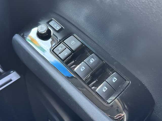 トヨタ ヴェルファイア Z 東京都 2019(令1)年 2.5万km パール ナビゲーション　/フルセグテレビ　/CD&DVD　/ブルートゥース　/USB接続　/バックカメラ　/ETC　/両側パワースライドドア　/衝突軽減ブレーキ　/車線逸脱警報　/アダプティブクルーズ/ブラインドスポットモニタ　/ドライブレコーダー　/保証書/取扱説明書/整備手帳/スマートキーX2個