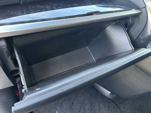 トヨタ ヴェルファイア Z 東京都 2019(令1)年 2.5万km パール ナビゲーション　/フルセグテレビ　/CD&DVD　/ブルートゥース　/USB接続　/バックカメラ　/ETC　/両側パワースライドドア　/衝突軽減ブレーキ　/車線逸脱警報　/アダプティブクルーズ/ブラインドスポットモニタ　/ドライブレコーダー　/保証書/取扱説明書/整備手帳/スマートキーX2個