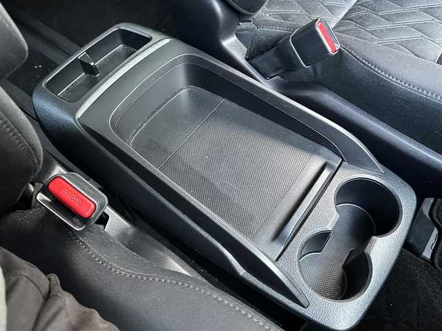 トヨタ ヴェルファイア Z 東京都 2019(令1)年 2.5万km パール ナビゲーション　/フルセグテレビ　/CD&DVD　/ブルートゥース　/USB接続　/バックカメラ　/ETC　/両側パワースライドドア　/衝突軽減ブレーキ　/車線逸脱警報　/アダプティブクルーズ/ブラインドスポットモニタ　/ドライブレコーダー　/保証書/取扱説明書/整備手帳/スマートキーX2個