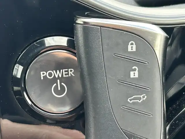 レクサス ＮＸ 450h+ バージョンL 静岡県 2023(令5)年 2.6万km グラファイトブラックガラスフレーク レクサスセーフティーセンス/純正ディスプレイオーディオ/FM/AM/Bluetooth/フルセグTV/サンルーフ/レーダークルーズコントロール/ETC2.0/全周囲カメラ/ステアリングヒーター/デジタルインナーミラー/電動リアゲート/前席パワーシート/全席シートヒーター/前席エアシート/LEDヘッドライト/オートライト/オートハイビーム/純正20AW