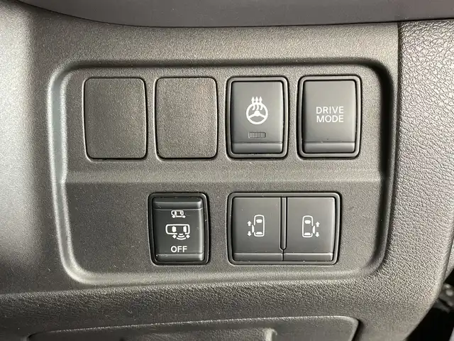 日産 セレナ e－パワー ハイウェイスター V 新潟県 2019(令1)年 7.1万km ダイヤモンドブラック 寒冷地仕様/純正ナビ/・フルセグTV/・Bluetooth/・DVD/・AM、FM/プロパイロット/エマージェンシーブレーキ/ブラインドスポットモニター/追従型クルーズコントロール/ハンドルヒーター/シートヒーター/全周囲カメラ/両側パワースライドドア/LEDヘッドライト/オートライト/ETC/ドライブレコーダー