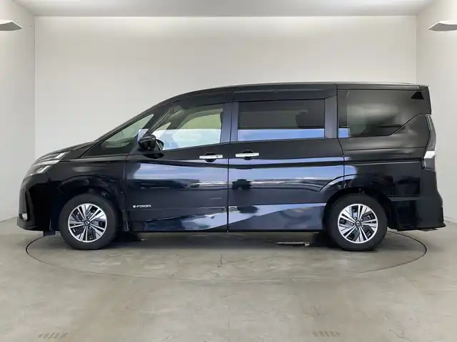 日産 セレナ e－パワー ハイウェイスター V 新潟県 2019(令1)年 7.1万km ダイヤモンドブラック 寒冷地仕様/純正ナビ/・フルセグTV/・Bluetooth/・DVD/・AM、FM/プロパイロット/エマージェンシーブレーキ/ブラインドスポットモニター/追従型クルーズコントロール/ハンドルヒーター/シートヒーター/全周囲カメラ/両側パワースライドドア/LEDヘッドライト/オートライト/ETC/ドライブレコーダー