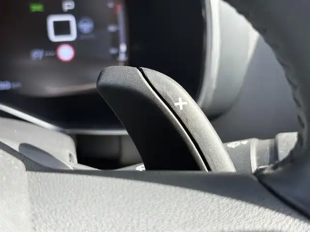 シトロエン Ｃ５ エアクロス シャイン 石川県 2019(令1)年 5.1万km 黒 ディスプレイオーディオ/　AM/FM・USB・iPod・AppleCarPlay/ETC/パノラマモニター/ドライブレコーダー/クルーズコントロール/パワーシート（D席）/ルーフレール/アンチロック・ブレーキ・システム/衝突被害軽減システム/横滑り防止装置/前後コーナーセンサー/レーンキープアシスト/盗難防止装置/ダウンヒルアシストコントロール/パーキングアシスト/アイドリングストップ/エアバッグ（W+サイド）/カーテンエアバッグ/純正アルミホイール/スマートキー
